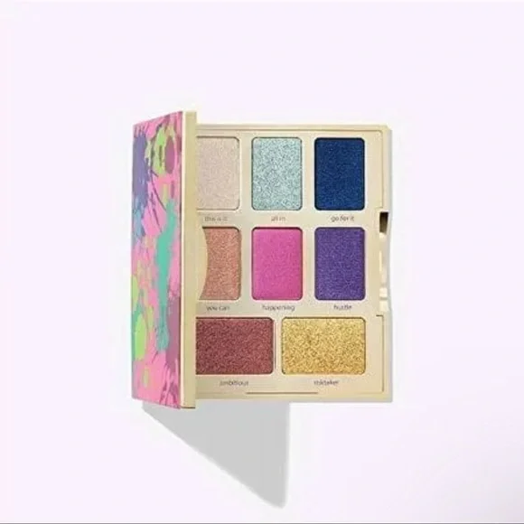 Limited Edition Tarte #remixnatural Color Collection Eyeshadow + Brush Set